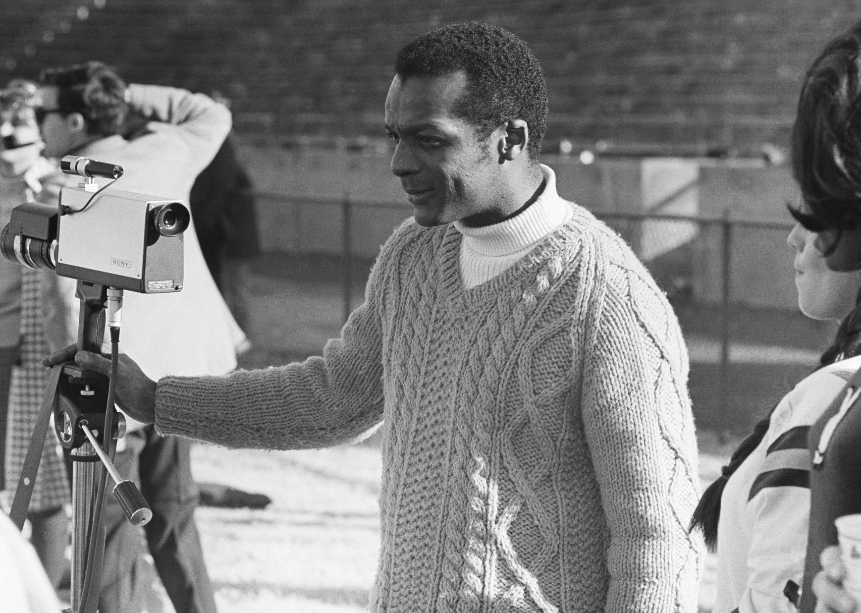 1969: Curt Flood